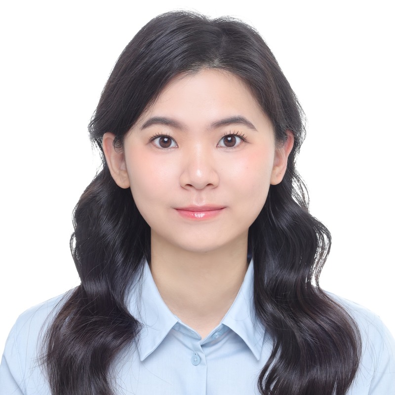 Camille 何品慧